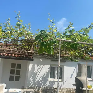 Apartman Nela Apartment