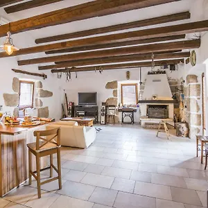 Kras Krk Apartment Malinska